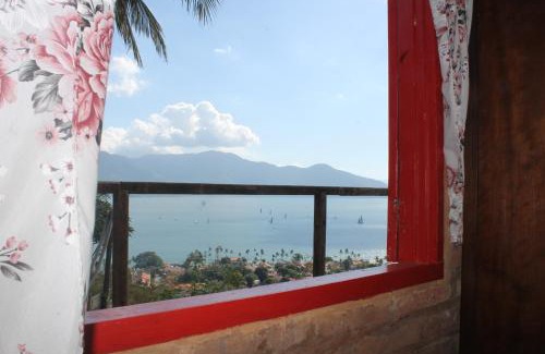 Ilhabela Historical Center Chalet De Esquí | CantaGalo Ilhabela - Onde o Galo Canta de tão linda a vista