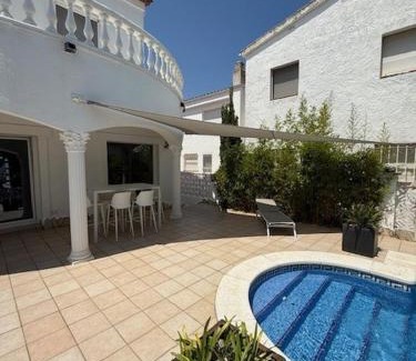 Empuriabrava Villa | Cap Ras