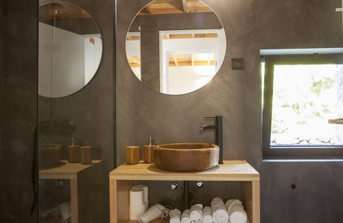 Biscoitos Cabina | Caparica Azores Ecolodge