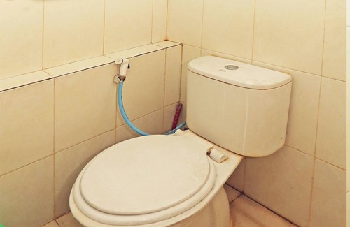 South Tangerang Hotel | Capital O 92971 Pelangi Residence