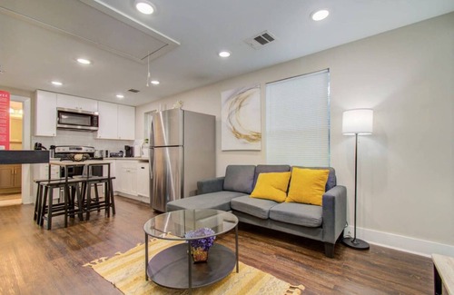 Greater East End Casa | Capitol Resort 3 separate 2 BD/1BA houses