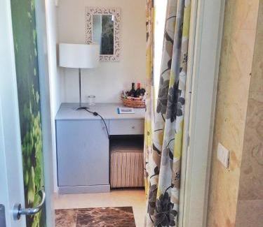 Marina Grande Hotel | Capri Wine Hotel