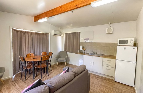 Kingsford Alquiler De RV | Capricorn Holiday Park