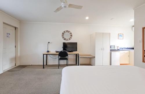 Gisborne Hotel | Captain Cook Motor Lodge