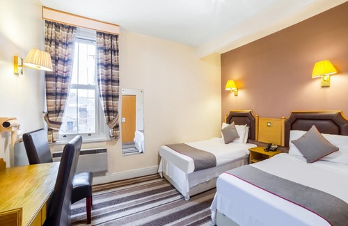Castle Quarter Hotel | Cardiff Sandringham Hotel