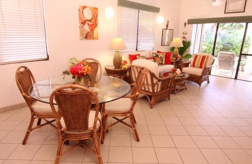West End Village Hotel | Carimar Beach Club