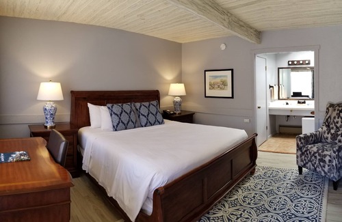 Carmel Valley Hotel | Carmel Valley Lodge and Resort