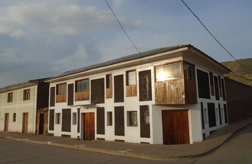 Yanaoca Cabaña | Casa Familiar Carmelita.