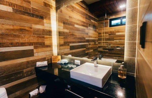 Coatepeque Cabina | Casa 1800 Cerro Verde Boutique Hotel