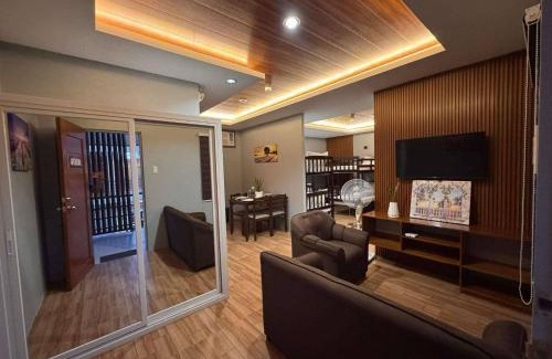 Calapan Hotel | Casa Alberto Of Calapan Town Center