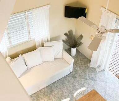La Iglesia Casa | Casa Alegria Beach Cottage