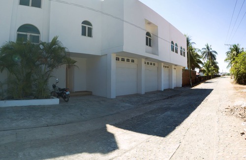 San Juan de Alima Casa | CASA BAOMAL - 13 habitaciones en la playa !!!