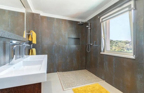 Loule Villa | Casa Basha