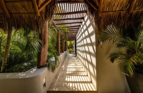 La Cruz de Huanacaxtle Villa | Casa Bella