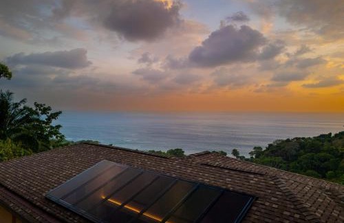 Dominical Villa | Casa Bella Vina - by Pura Villas