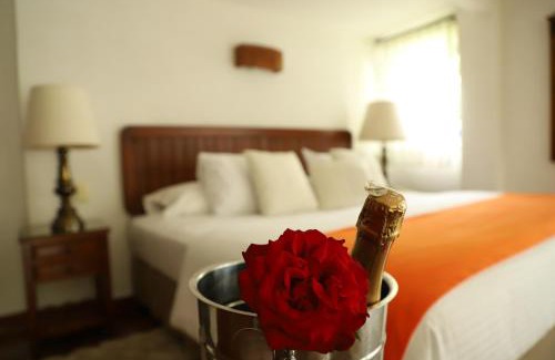 Tepoztlán Hotel | Casa Bugambilia, Un Pequeño Hotel en Tepoztlán