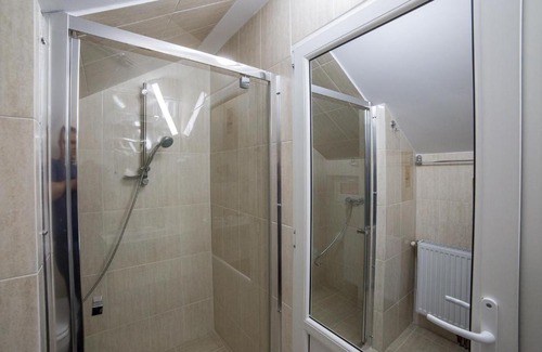 Campulung Moldovenesc Casa | Casa Burduhos