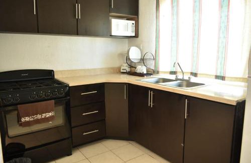 Mazatlán Casa | CASA CERCA DE CENTRO COMERCIAL