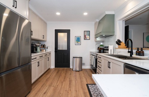 Doraville Casa | Casa Cielo - Sauna Cold Plunge Gym