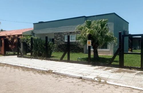 Xangri-La Casa | Casa com 4 dormitórios e piscina em Xangri-lá