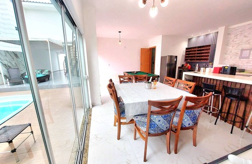 Itajai Casa | Casa com Piscina e Mesa de Sinuca Praia Central de Navegantes sc
