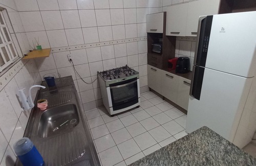 Cacari Casa | CASA COM PISCINA EM ÁREA NOBRE PRÓXIMO A PRAIA PARQUES RESTAURANTES E SHOPPING.