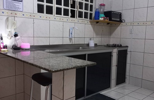 Cacari Casa | CASA COM PISCINA EM ÁREA NOBRE PRÓXIMO A PRAIA PARQUES RESTAURANTES E SHOPPING.