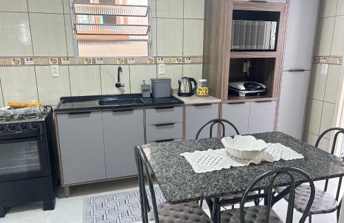 Governador Celso Ramos Casa | Casa completa - Governador Celso Ramos à 15min da praia de palmas