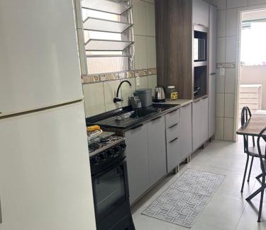 Governador Celso Ramos Casa | Casa completa - Governador Celso Ramos à 15min da praia de palmas