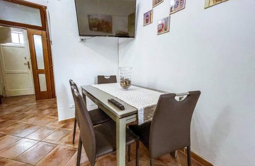 Formia Casa | Casa con giardino al centro - Al Cancello