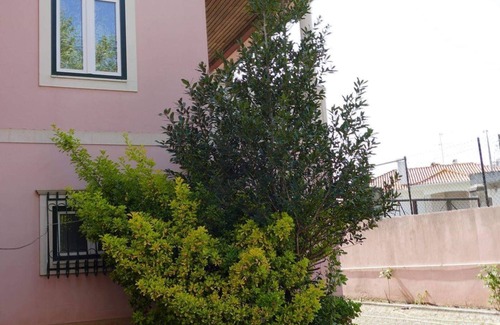 Leiria Villa | Casa de la Palmera, Confort y simplicidad en Leiria