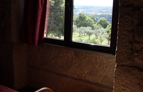 Fornos de Algodres Cabaña | Casa das Vinhas Casa de Quinta, Tranquila e Acolhedora. Aceitam-se Animais