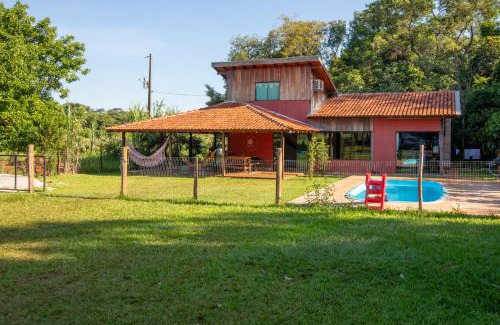 Dourados Casa | Casa de campo com piscina próxima ao aeroporto de Dourados