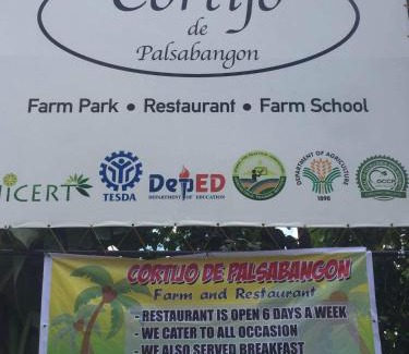 Pagbilao Casa | Casa De Cortijo Family Room