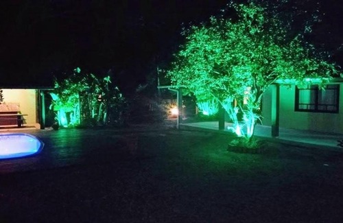 Praia do Rosa Casa | Casa de Férias com Piscina na Praia do Rosa/SC