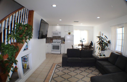 Whittier Apartamento | Casa de Los Abuelos, 2 bd guest house, Whittier