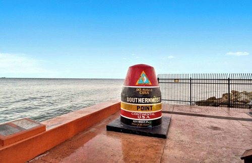 Meadows Casa | Casa de Rosalie by AvantStay | Great Location w/ Pool, BBQ & Outdoor Dining