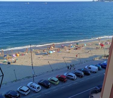 Savona Apartamento | Casa di Noemi - Seafront with parking