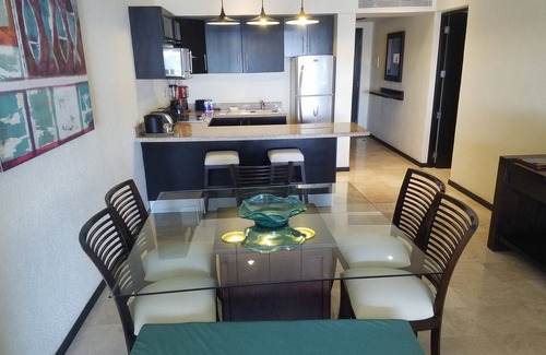 El Médano Ejidal Complejo | Enormes 2 dormitorios en Casa Dorada Medano Beach a pocos minutos del puerto deportivo