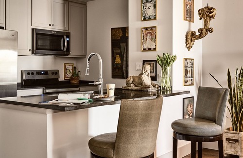 Lower Greenville Villa | Casa Duro