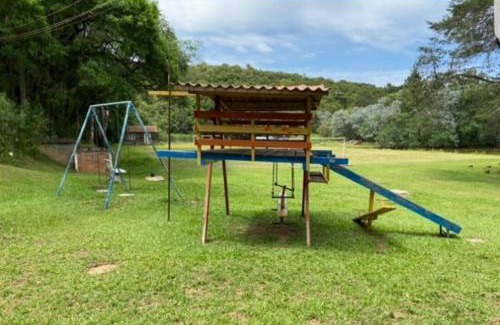 Lamenha Pequena Chalet De Esquí | Casa em Chácara Tijolinho a vista