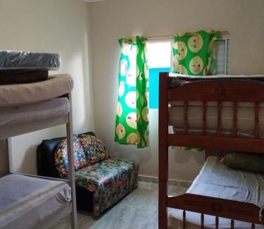 Raul Cury Casa | Casa em Itanhaém com piscina