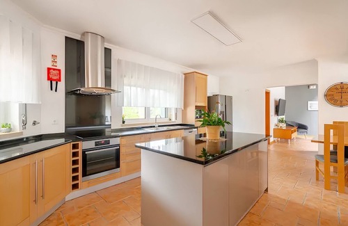 Pelariga Villa | Villa en Campo, ideal para familia y amigos.