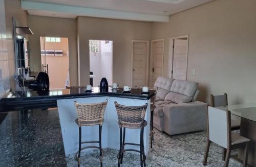 Santarem Apartamento | Casa espaçosa, Mobiliada e bem localizada