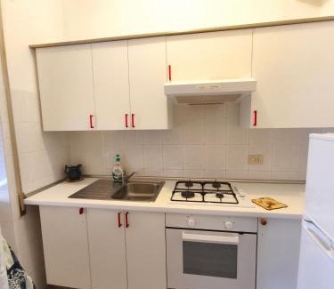 Varazze Apartamento | Casa Fannì Comodità, vista mozzafiato, parcheggio