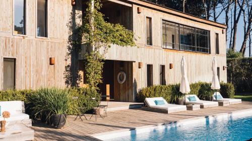 La Barra Hotel | Casa Flor