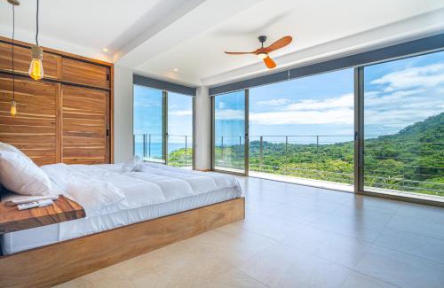 Dominical Villa | Casa Frenchie & Villas Vista del Mar - by Pura Villas