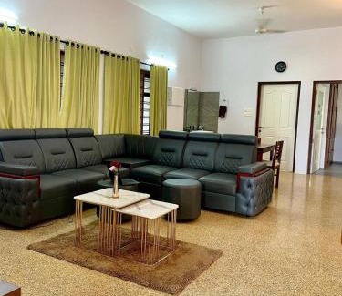 Vazhuthacaud Villa | Casa Grey Trivandrum