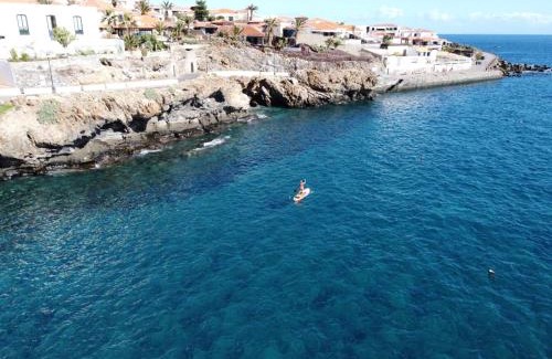 Poris de Abona Villa | Casa Higo - Private pool - Ocean View - BBQ - Terrace - Free Wifi - Child & Pet-Friendly - 3 bedrooms - 6 people