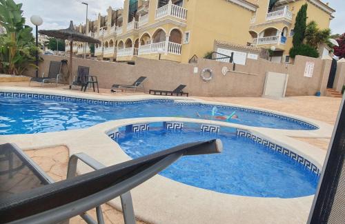 Castillo de Montemar Casa | Casa Horadada